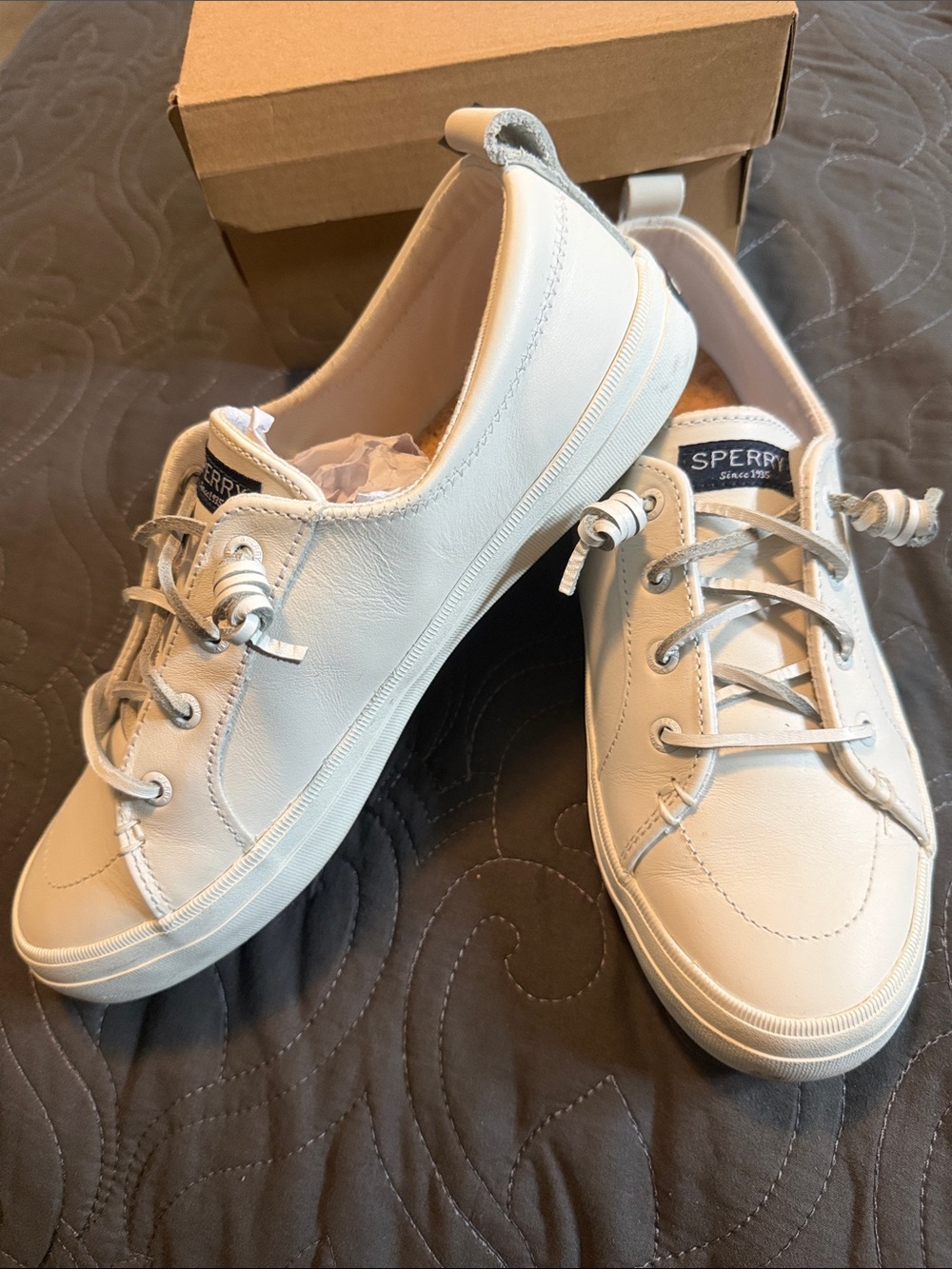 Sperry White Leather Low-Top Crest Vibe Sneaker NIB